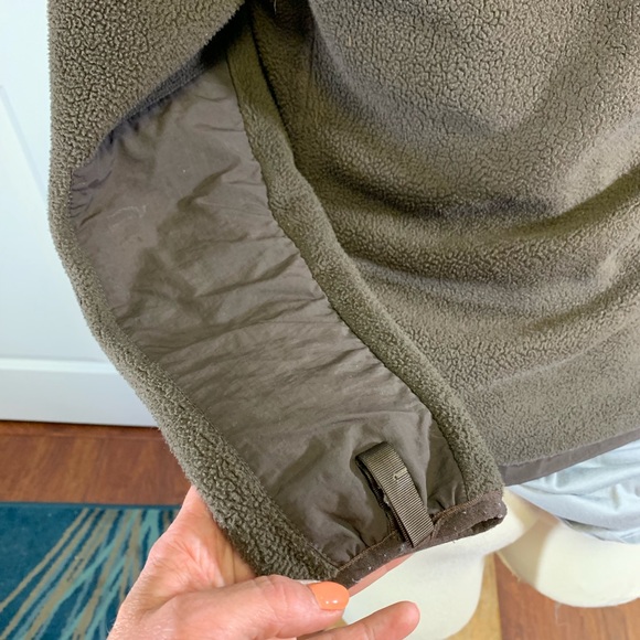 North Face Fleece Jacket - Picture 4 of 7